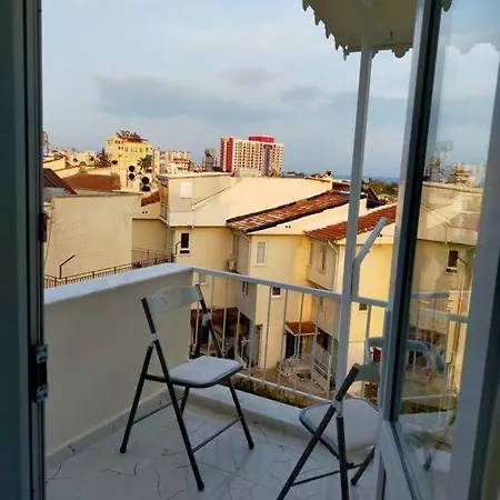 Lara Plajlarinda Cok Yeni Esyali Loft Daire 2 Apartament