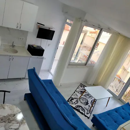 Apartamento Lara Plajlarında Çok Yeni Eşyalı Loft Daire 2 *